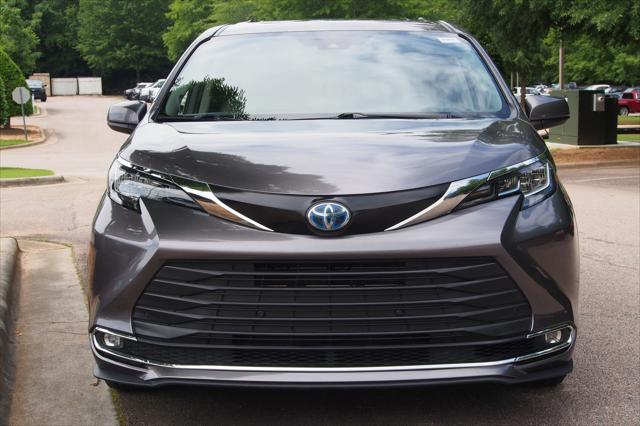 2021 Toyota Sienna XLE