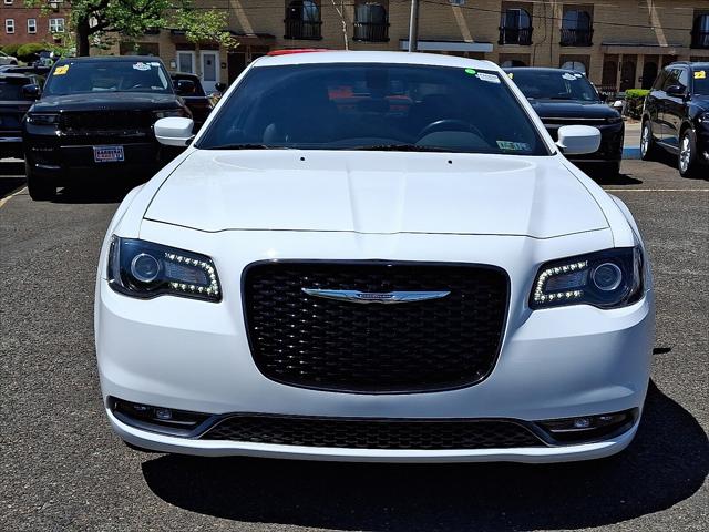 2019 Chrysler 300 300S