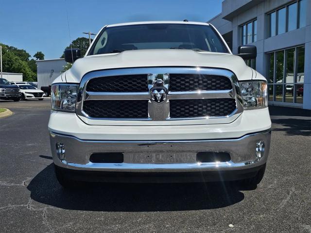 2022 RAM 1500 Classic Tradesman Crew Cab 4x4 57 Box