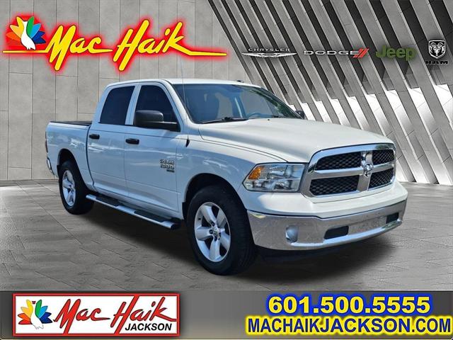 2022 RAM 1500 Classic Tradesman Crew Cab 4x4 57 Box