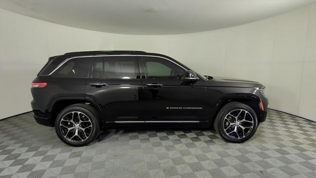 2025 Jeep Grand Cherokee GRAND CHEROKEE SUMMIT RESERVE 4X4