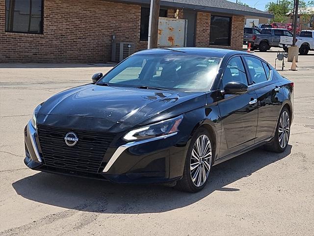 2023 Nissan Altima SL FWD