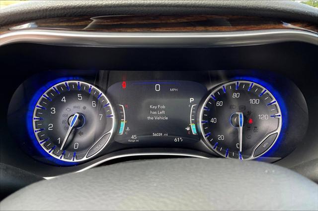Used 2022 Chrysler Pacifica For Sale in Olive Branch, MS