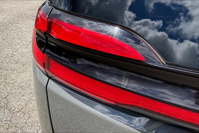 Used 2022 Chrysler Pacifica For Sale in Olive Branch, MS