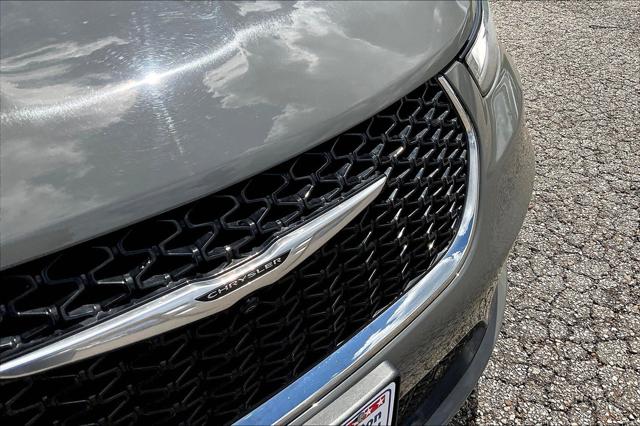 Used 2022 Chrysler Pacifica For Sale in Olive Branch, MS