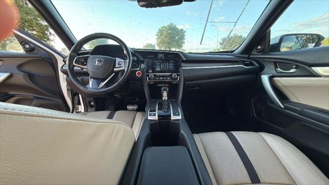 2019 Honda Civic Touring