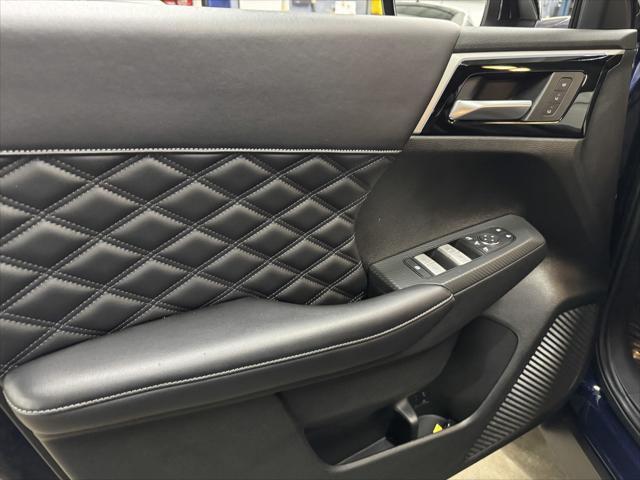 2023 Mitsubishi Outlander PHEV SEL S-AWC