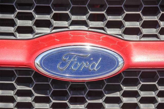 2003 Ford Explorer Sport XLT
