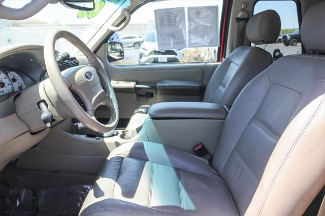 2003 Ford Explorer Sport XLT