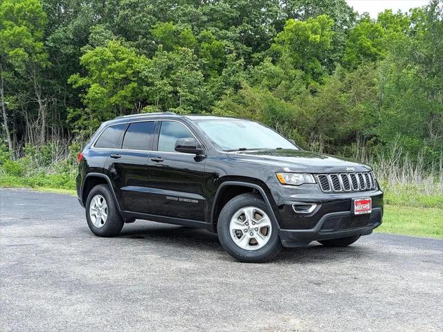 2017 Jeep Grand Cherokee Laredo 4x2