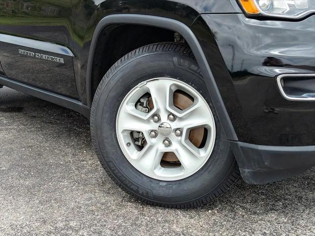 2017 Jeep Grand Cherokee Laredo 4x2