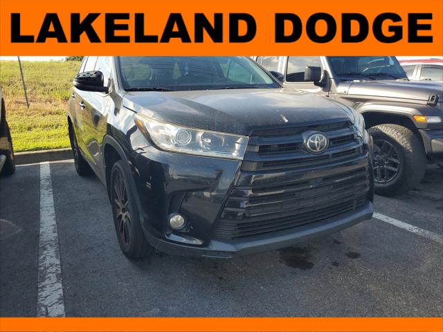 2018 Toyota Highlander SE