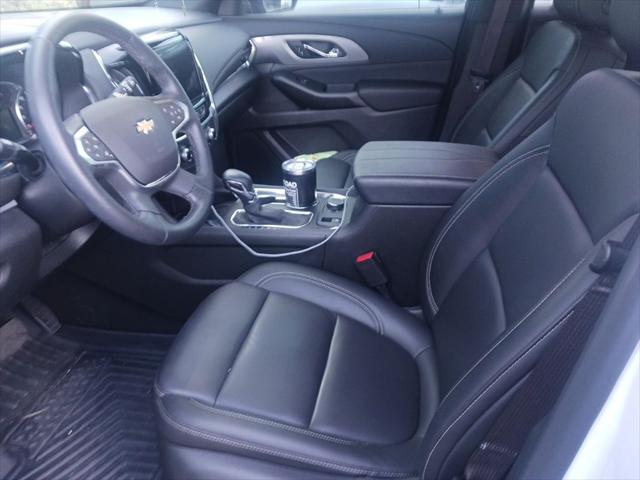 2023 Chevrolet Traverse FWD LT Leather
