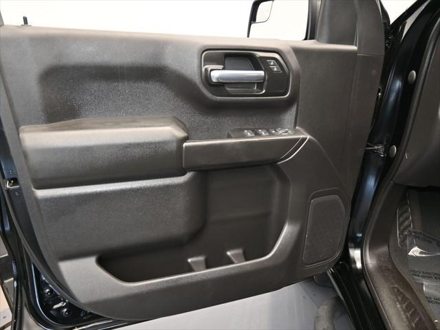 2021 Chevrolet Silverado 1500 2WD Crew Cab Short Bed Custom