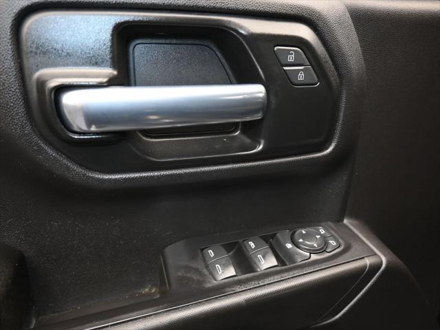 2021 Chevrolet Silverado 1500 2WD Crew Cab Short Bed Custom
