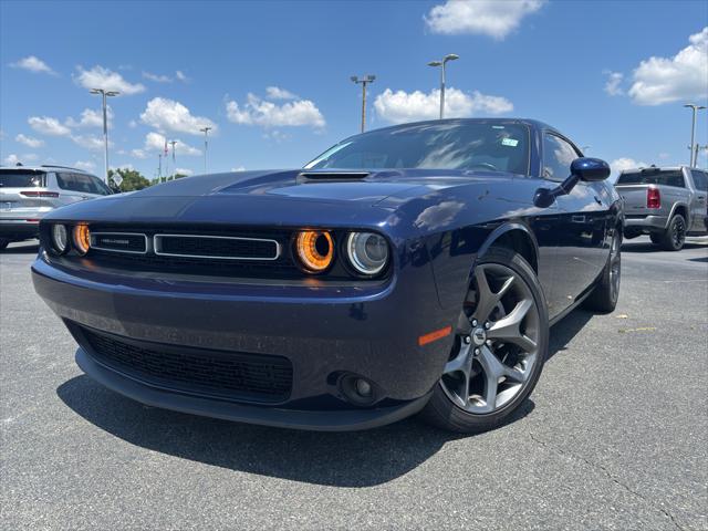 2017 Dodge Challenger SXT Plus
