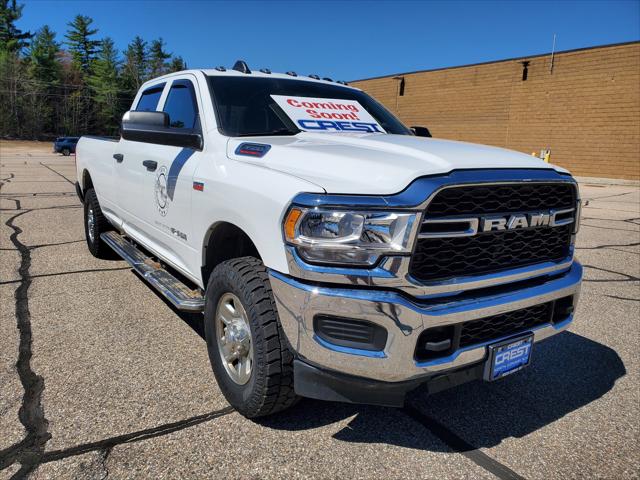 2022 RAM 3500 Tradesman Crew Cab 4x4 8 Box