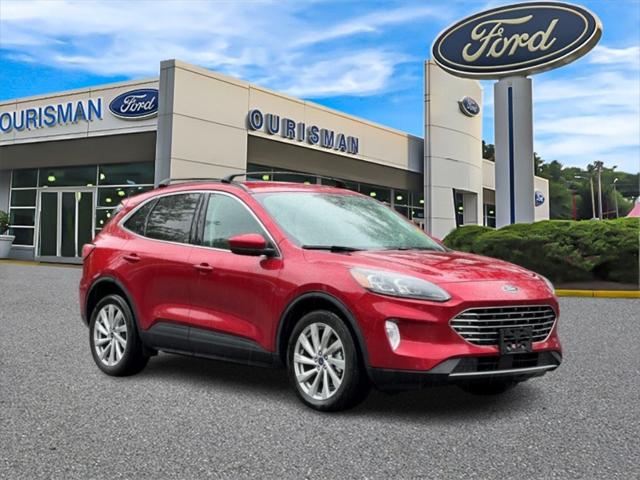 2022 Ford Escape Titanium Hybrid