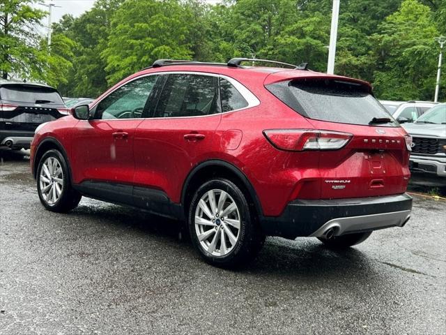 2022 Ford Escape Titanium Hybrid