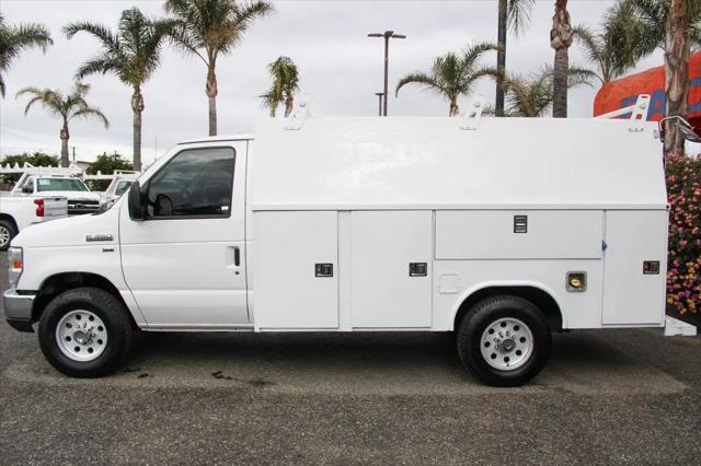 2014 Ford E-350 Cutaway E-350