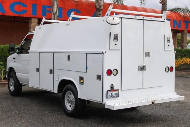 2014 Ford E-350 Cutaway E-350