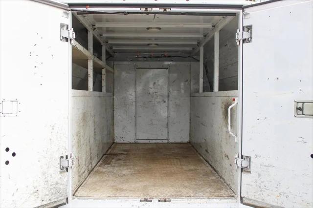2014 Ford E-350 Cutaway E-350