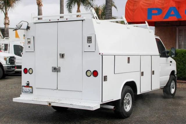 2014 Ford E-350 Cutaway E-350