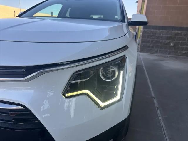 2023 Kia Niro EX Touring