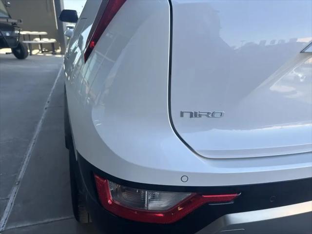 2023 Kia Niro EX Touring