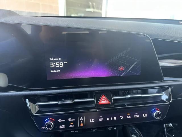 2023 Kia Niro EX Touring