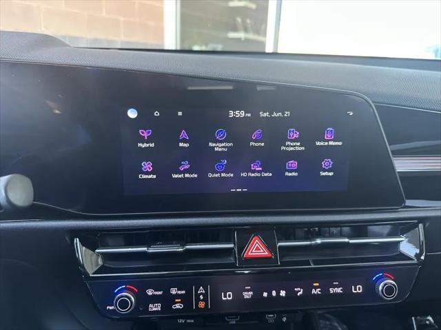 2023 Kia Niro EX Touring