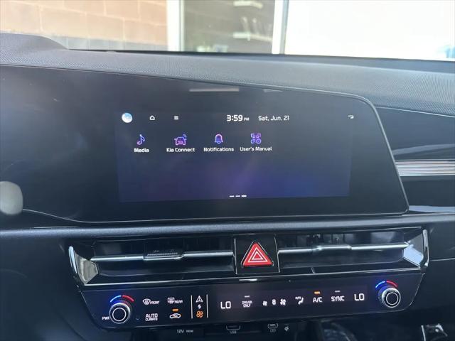 2023 Kia Niro EX Touring