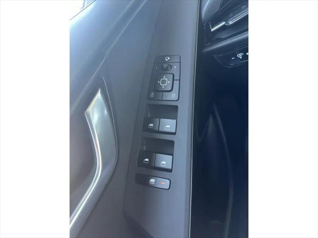 2023 Kia Niro EX Touring
