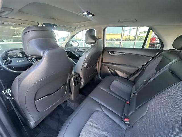 2023 Kia Niro EX Touring