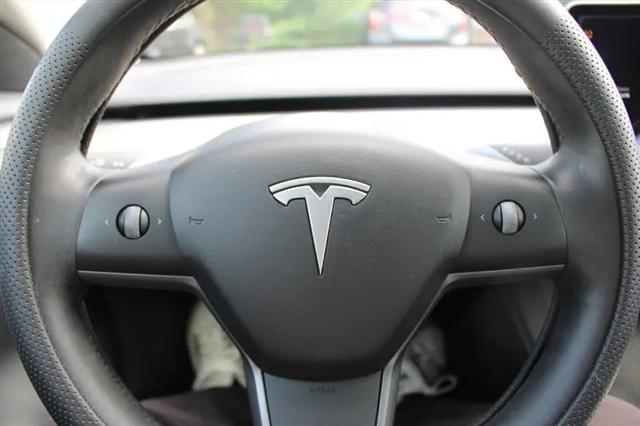 2022 Tesla Model 3 Performance Dual Motor All-Wheel Drive