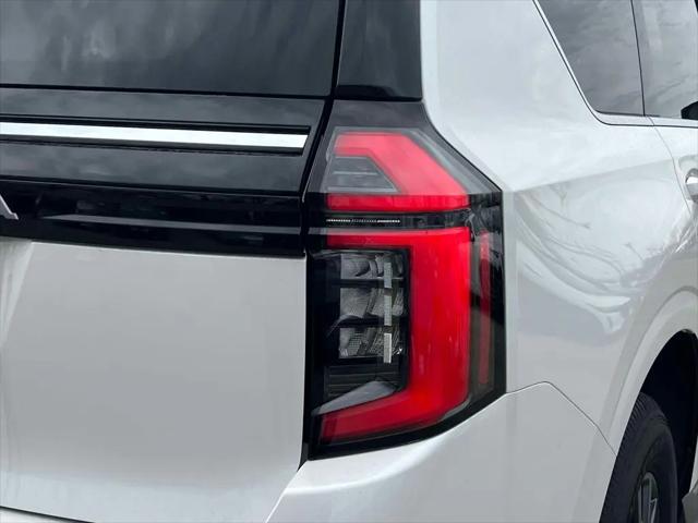 2025 Nissan Armada SV 4WD