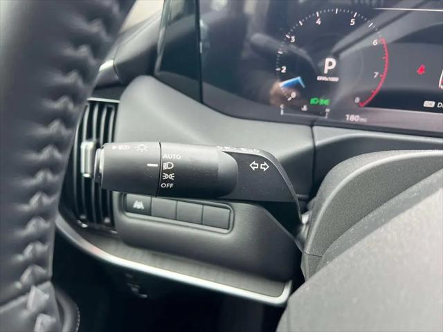 2025 Nissan Armada SV 4WD