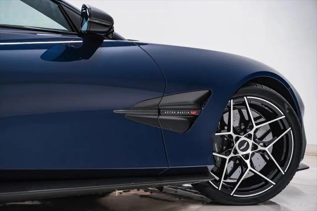 2025 Aston Martin Vanquish Coupe