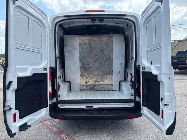 2017 Ford Transit Medium Roof w/Sliding Side Door w/LWB