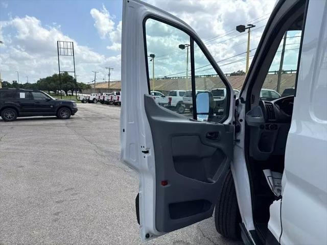 2017 Ford Transit Medium Roof w/Sliding Side Door w/LWB