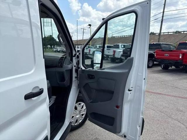 2017 Ford Transit Medium Roof w/Sliding Side Door w/LWB