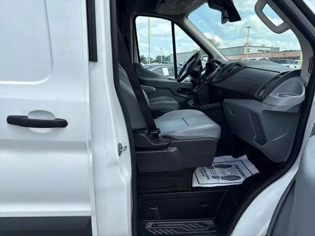 2017 Ford Transit Medium Roof w/Sliding Side Door w/LWB