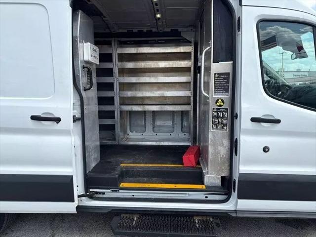 2017 Ford Transit Medium Roof w/Sliding Side Door w/LWB