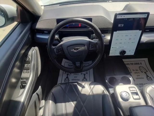 2022 Ford Mustang Mach-E Select