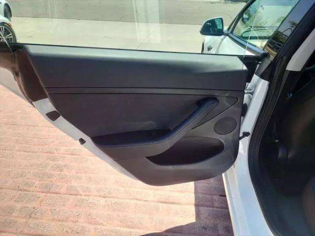 2022 Tesla Model 3 Long Range Dual Motor All-Wheel Drive
