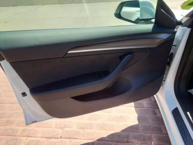 2022 Tesla Model 3 Long Range Dual Motor All-Wheel Drive