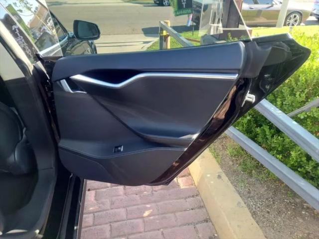 2014 Tesla Model S Base