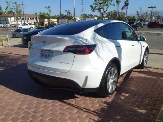 2022 Tesla Model Y Long Range Dual Motor All-Wheel Drive