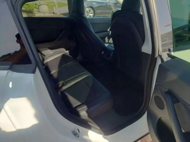 2022 Tesla Model Y Long Range Dual Motor All-Wheel Drive