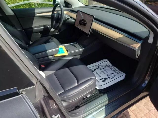 2022 Tesla Model 3 Rear-Wheel Drive